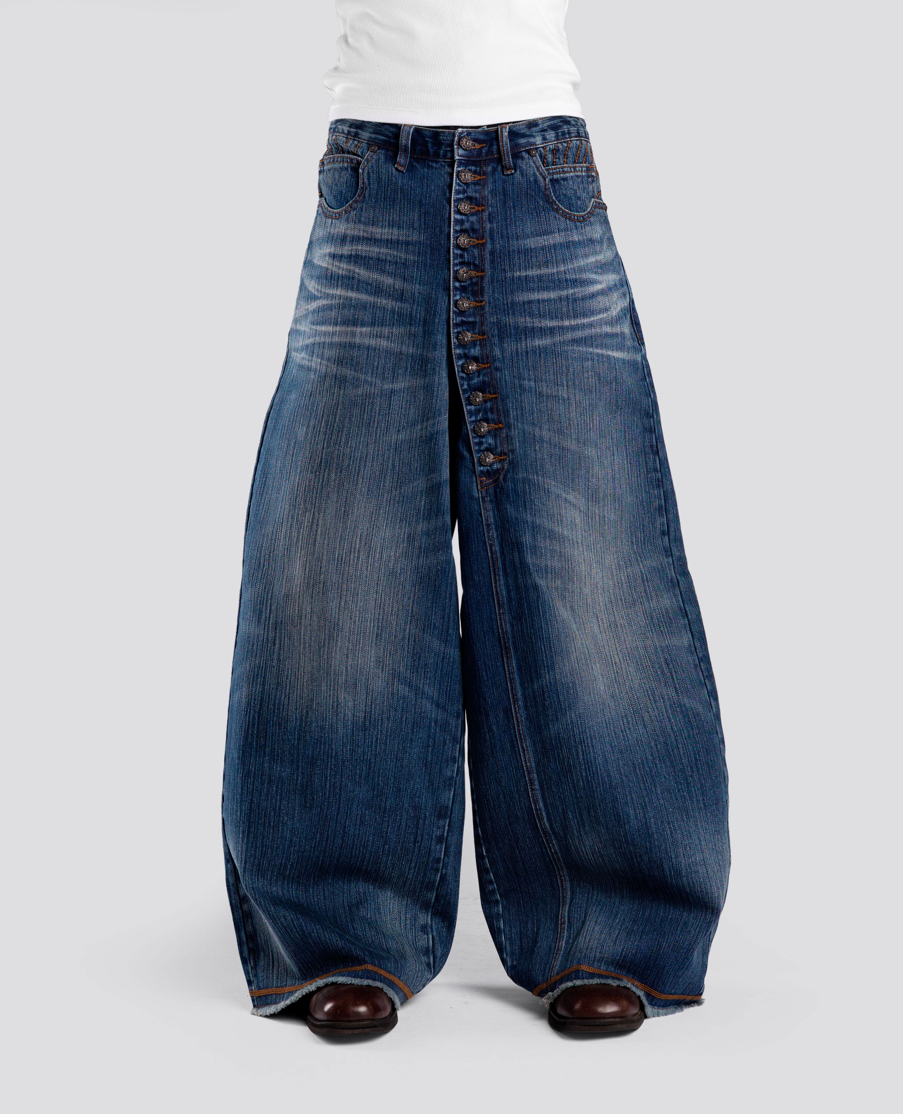 HUSSARD ULTRA-LOOSE FIT EVERYDAY DENIM