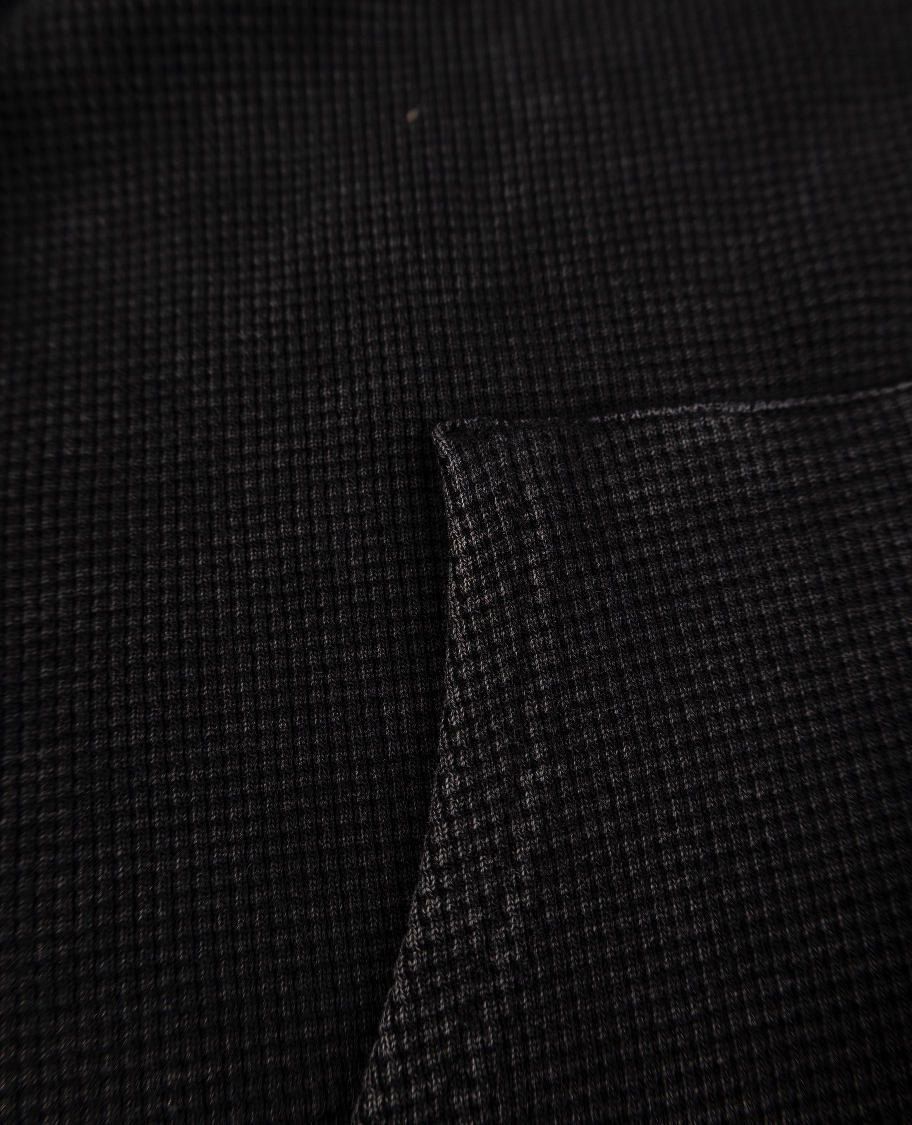 BLACK WAFFLE ZIP