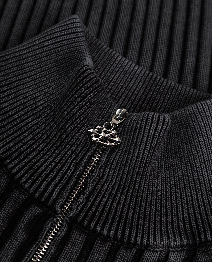 BLACK FITTED RIBBED KNITWEAR