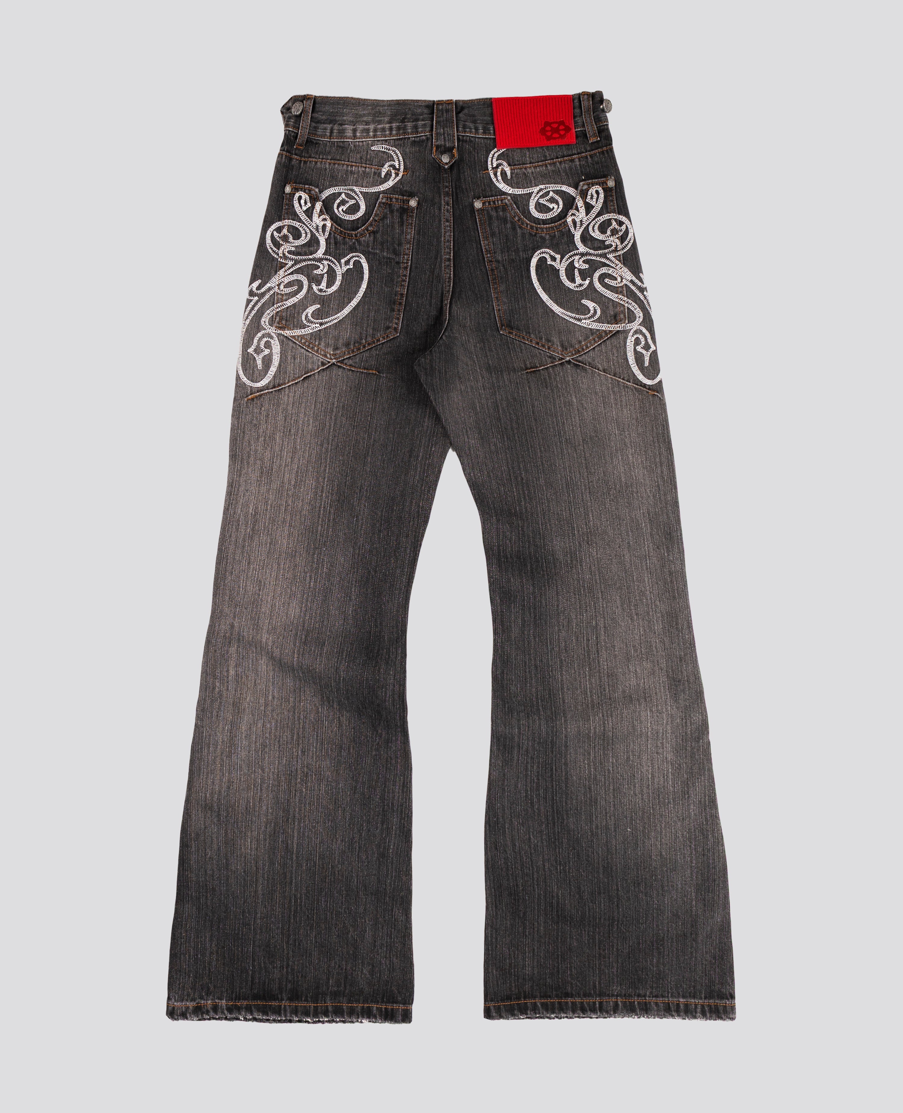 BLACK OPENING BOOTCUT DENIM